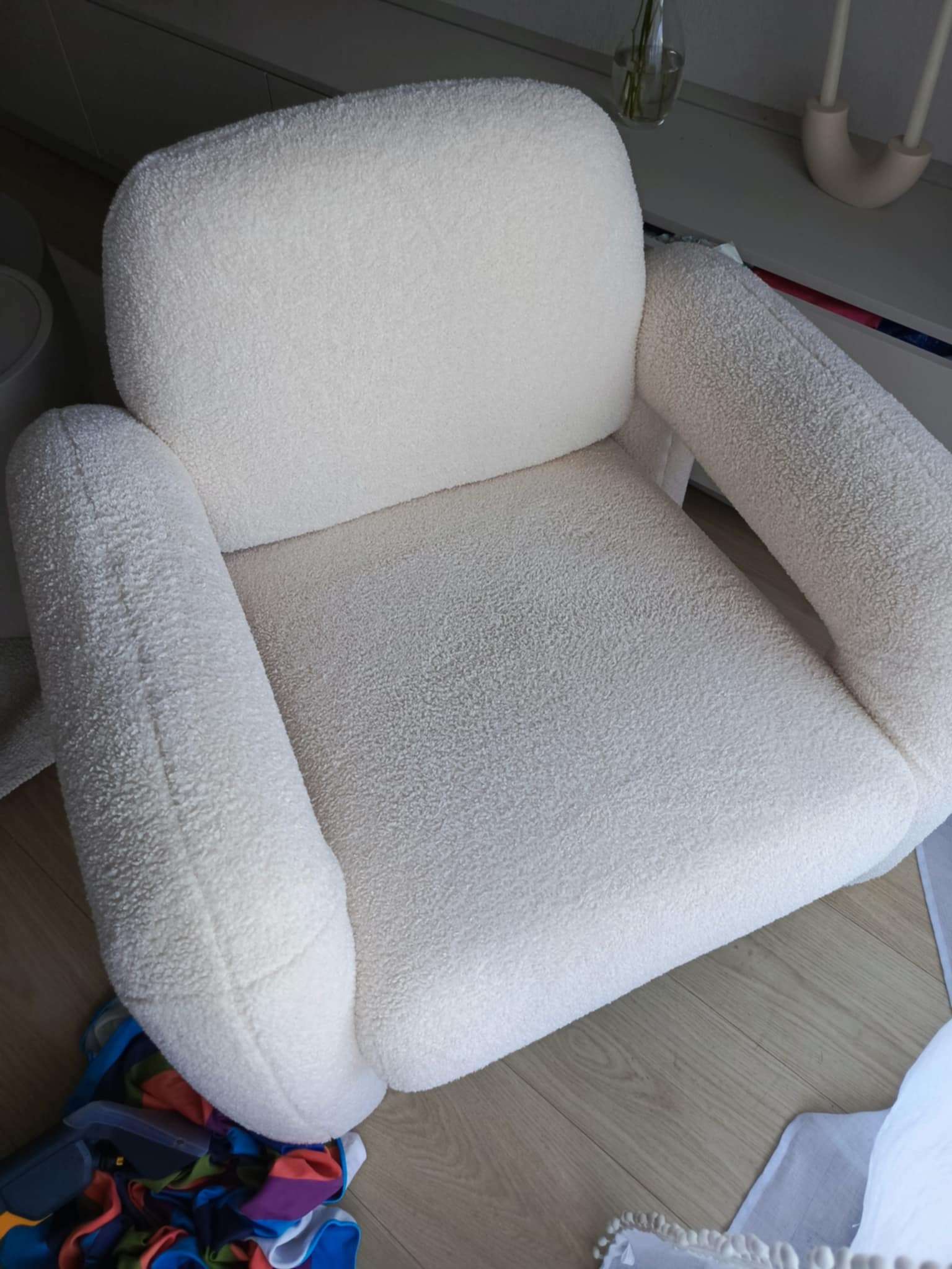 pranie zasikanego fotela przez kota Warszawa Bemowo efekt przed i po