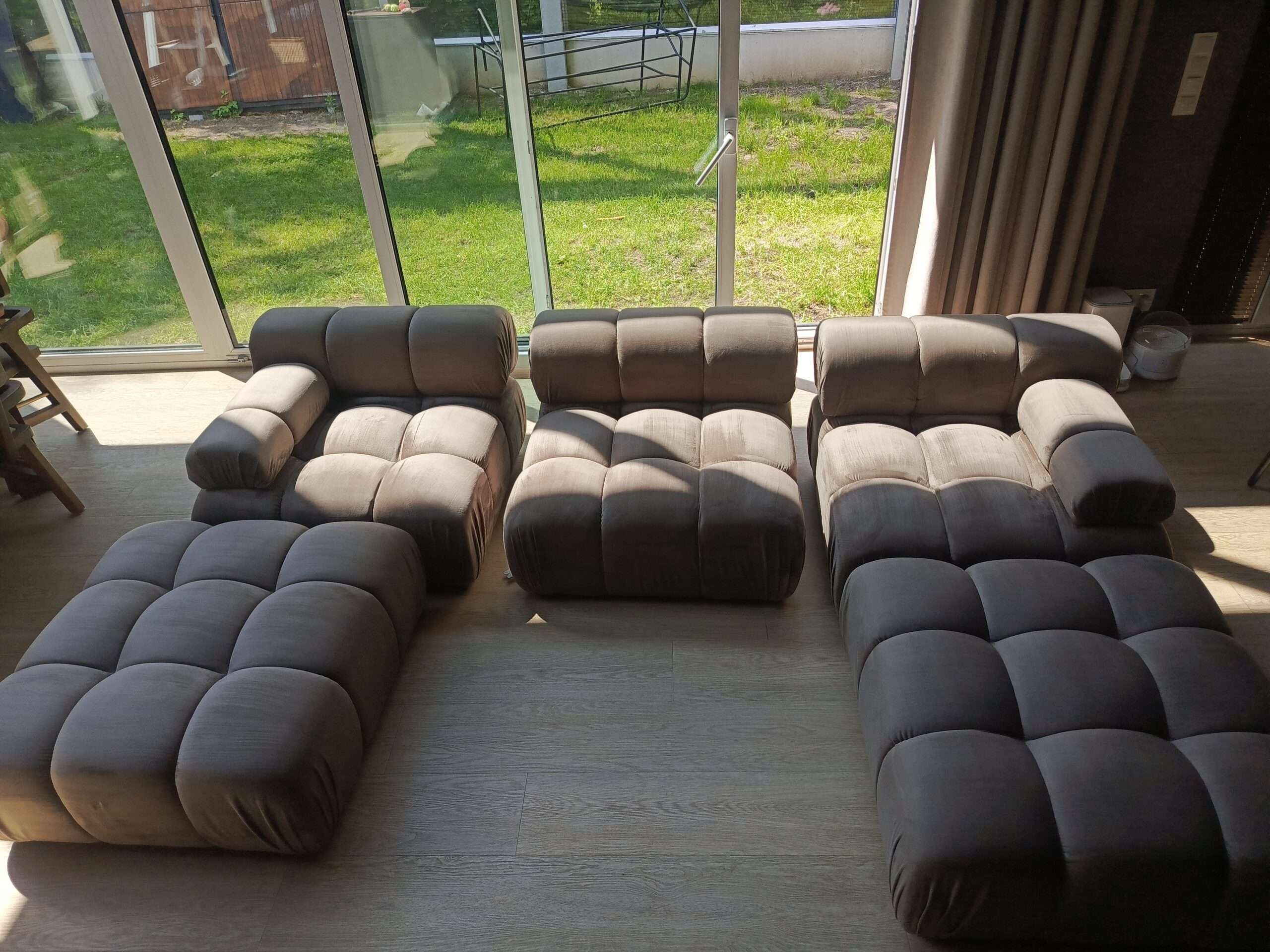 Sofa po wypraniu i neutralizacji zapachu moczu kota Warszawa Cleaner Mix